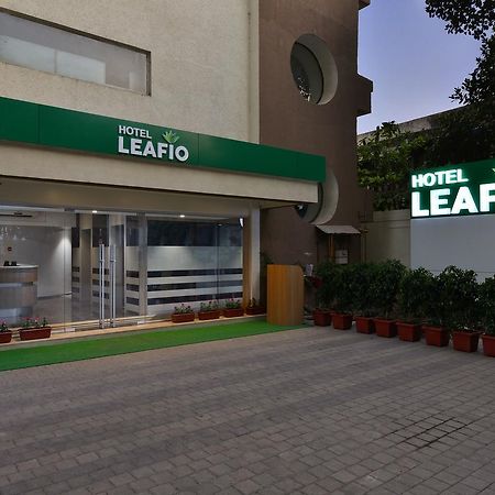 Hotel Leafio-Near Airport Βομβάη Εξωτερικό φωτογραφία
