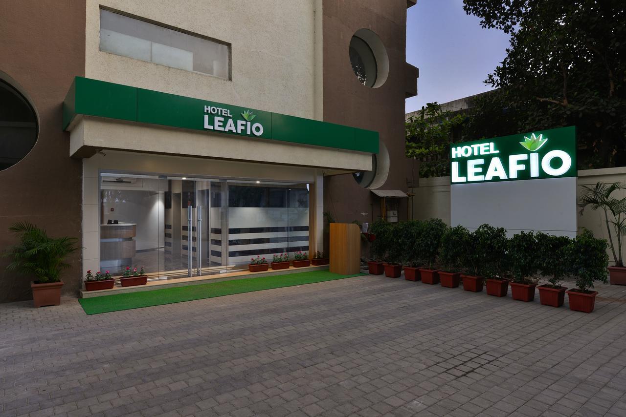 Hotel Leafio-Near Airport Βομβάη Εξωτερικό φωτογραφία